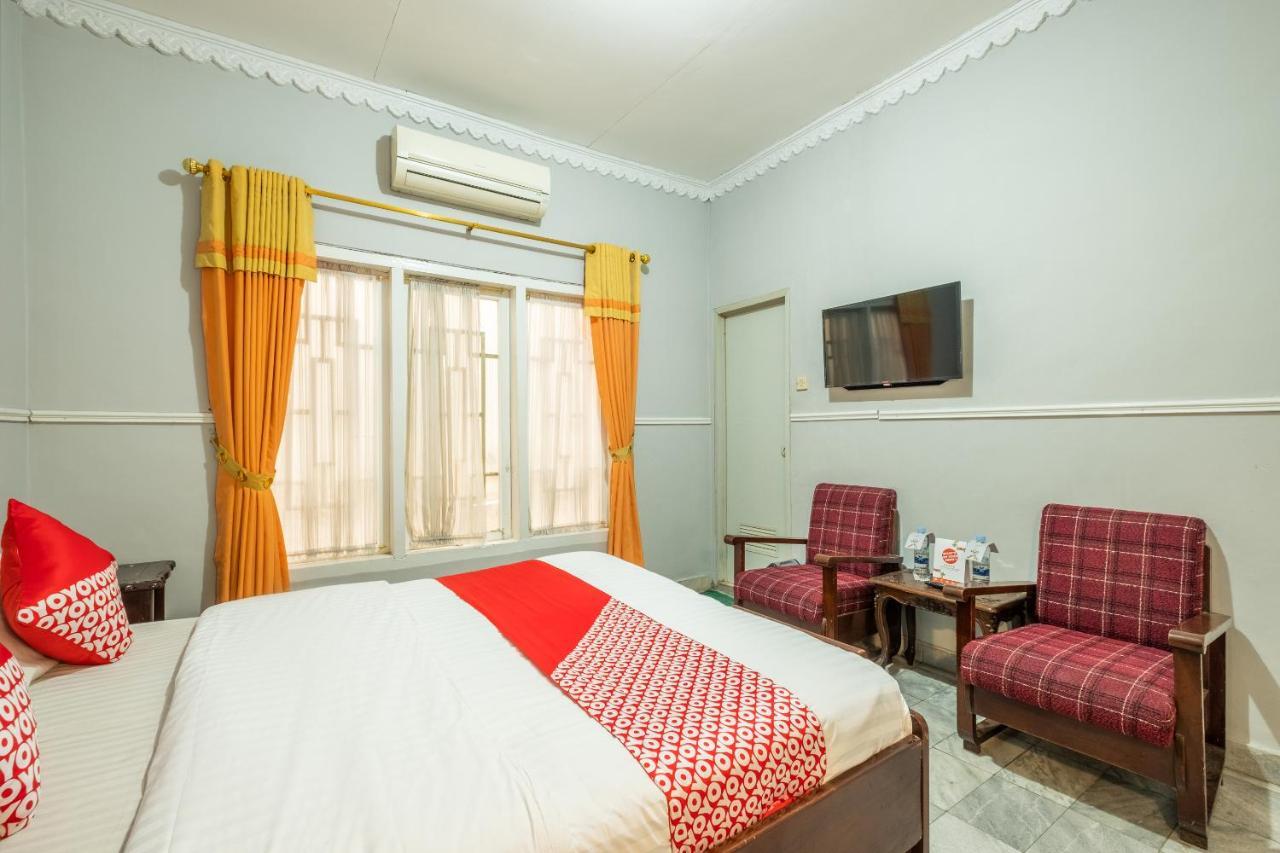 Oyo 1444 Patradissa Stasiun Bandung Hotel Exteriör bild